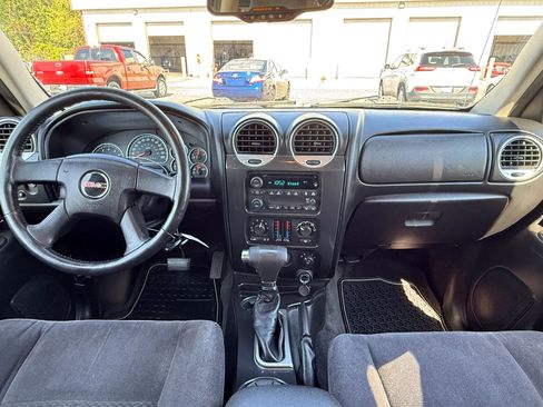 Used 2008 GMC Envoy SLE w/ Sun And Sound Package image 3