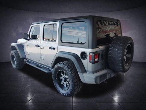 Used 2018 Jeep Wrangler Unlimited Sport S AWD/4WD image 3