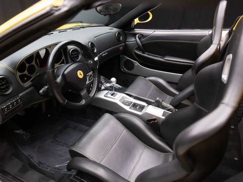 Used 2001 Ferrari 360 Spider RWD image 10