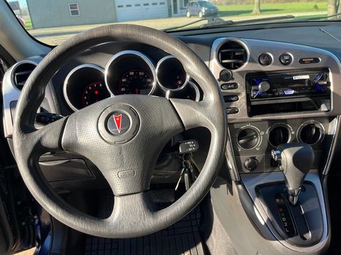 Used 2007 Pontiac Vibe w/ Preferred Package image 7