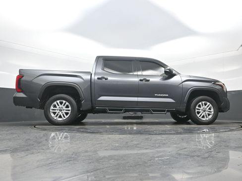 Used 2022 Toyota Tundra SR5 w/ SR5 Convenience Package image 28