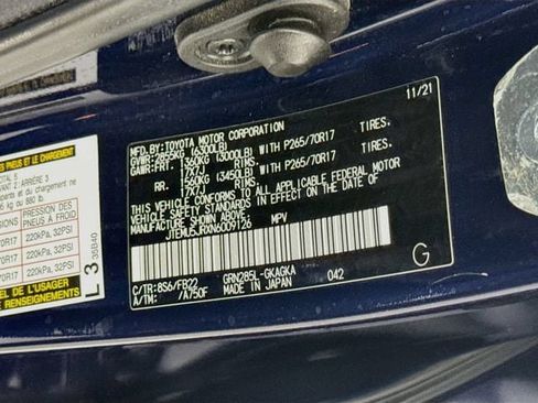 Certified 2022 Toyota 4Runner SR5 AWD/4WD image 33