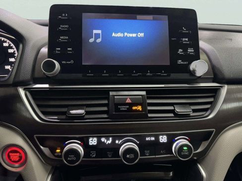 Used 2019 Honda Accord LX image 34