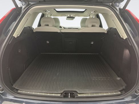 Used 2020 Volvo XC60 T6 Inscription w/ Protection Package Premier AWD/4WD image 22