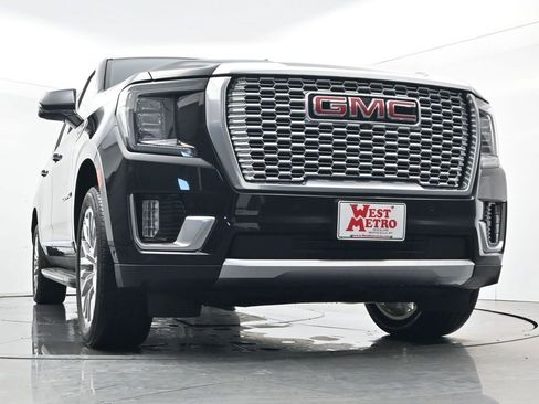Used 2024 GMC Yukon XL Denali w/ Advanced Technology Package image 37