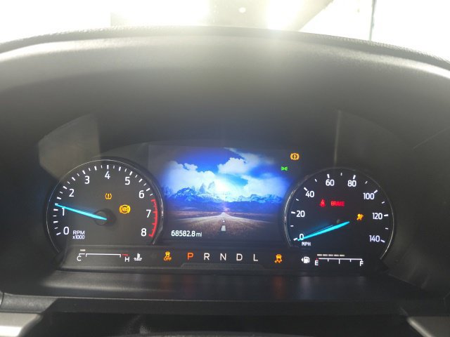 Used 2022 Ford Explorer XLT w/ Class IV Trailer Tow Package AWD/4WD image 30