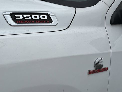 Used 2021 RAM 3500 Big Horn image 32