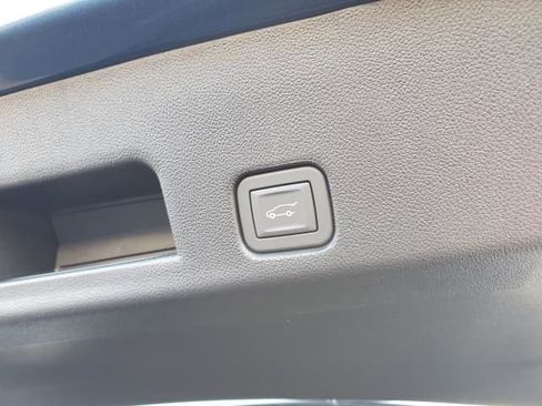 New 2026 Chevrolet Traverse Z71 w/ Enhanced Driving Package image 12