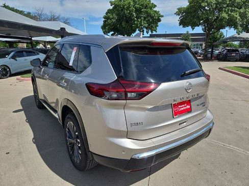 Certified 2026 Nissan Rogue Platinum w/ Platinum Premium Package AWD/4WD image 4