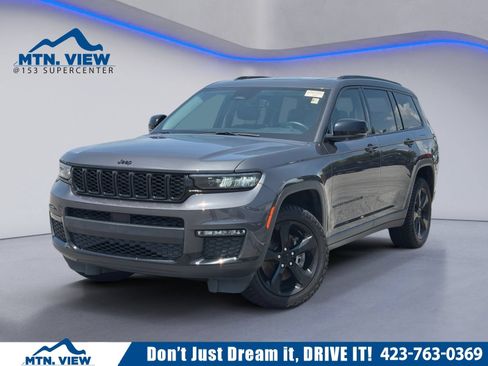 Used 2022 Jeep Grand Cherokee L Limited w/ Black Appearance Package RWD image 1
