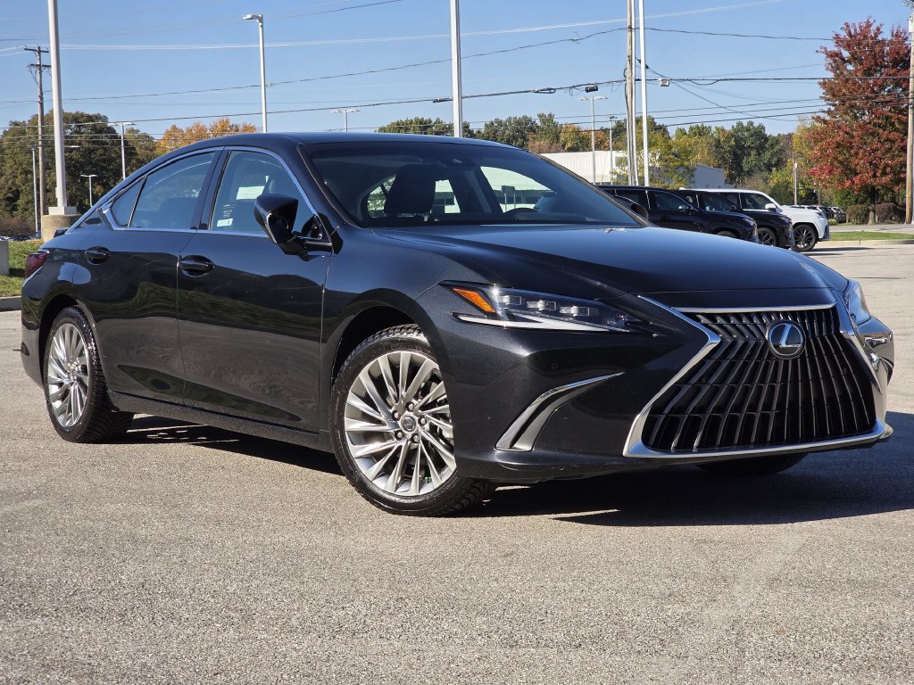 Certified 2023 Lexus ES 300h w/ Accessory Package (Z2) FWD image 12