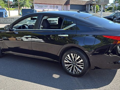 Certified 2023 Nissan Altima 2.5 SV AWD/4WD image 21