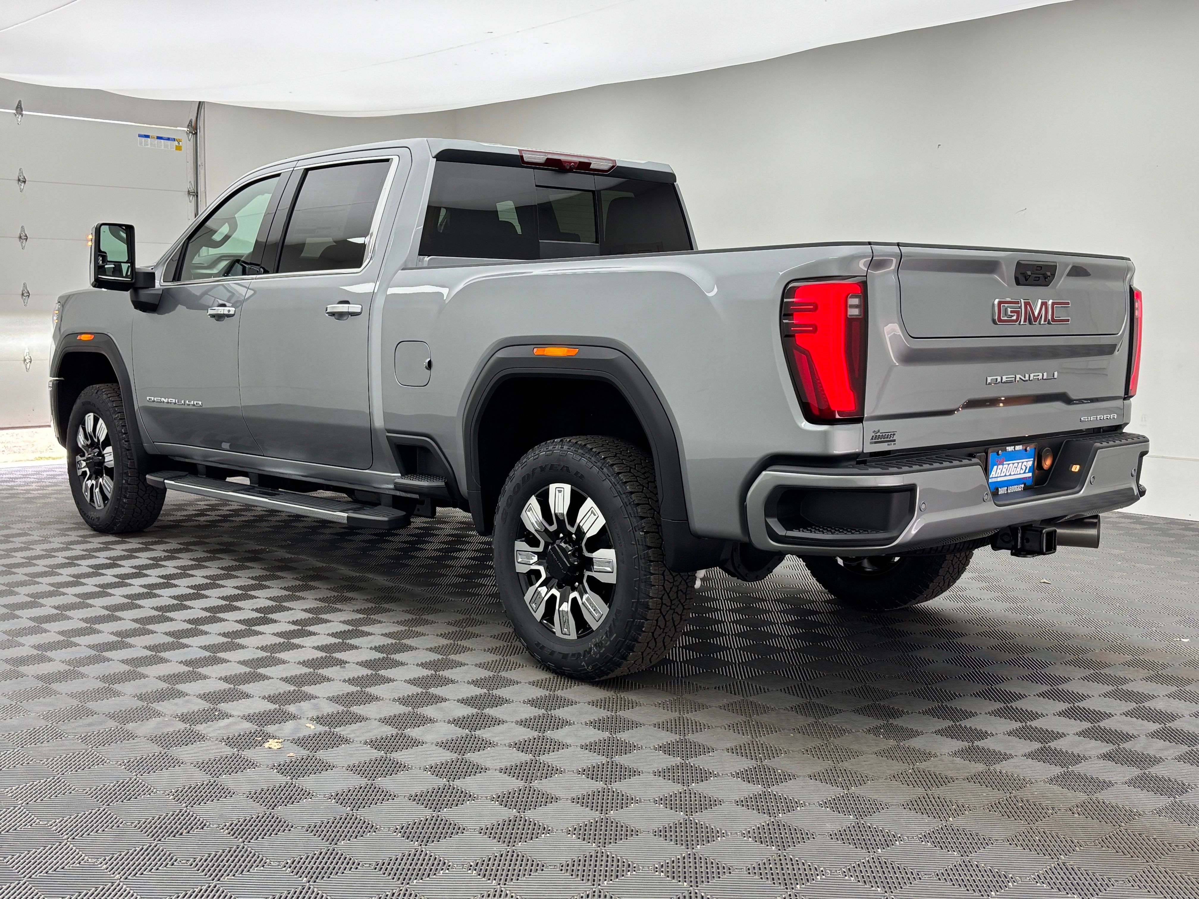 New 2026 GMC Sierra 2500 Denali w/ Denali Reserve Package AWD/4WD image 14