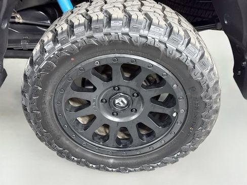 Certified 2020 Toyota Tundra Limited w/ Limited Premium Package AWD/4WD image 33