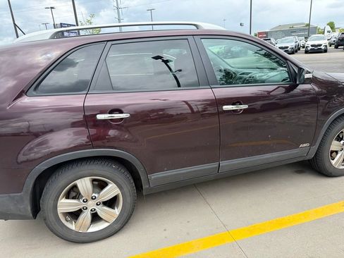 Used 2012 Kia Sorento EX w/ EX V6 Premium Pkg AWD/4WD image 8