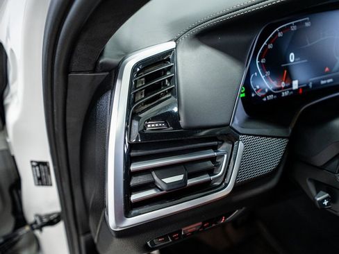 Used 2020 BMW X6 xDrive40i w/ M Sport Package image 40