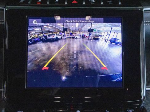 Used 2024 Jeep Grand Cherokee L Laredo RWD image 6