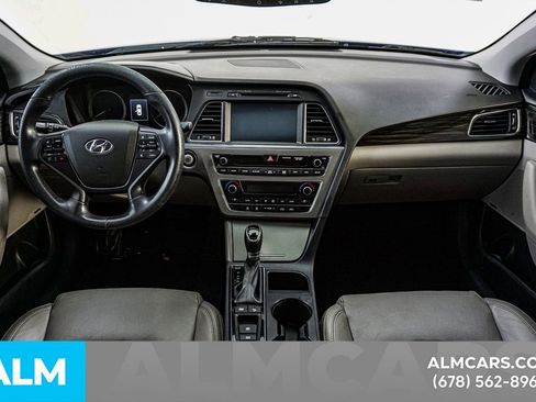 Used 2017 Hyundai Sonata Limited w/ Ultimate Package 04 FWD image 23