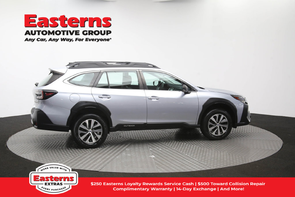 Used 2024 Subaru Outback AWD/4WD image 42