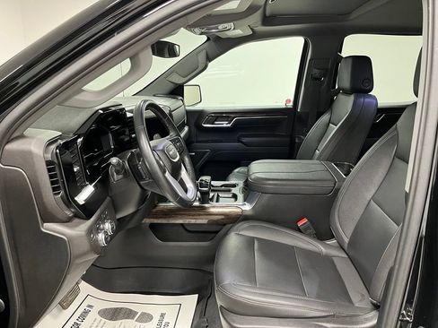 Used 2024 GMC Sierra 1500 Elevation w/ Elevation Premium Package AWD/4WD image 18