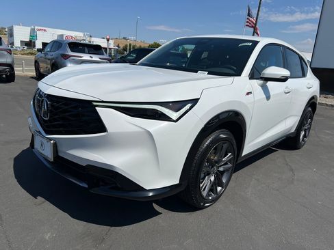 Used 2025 Acura ADX A-Spec image 3