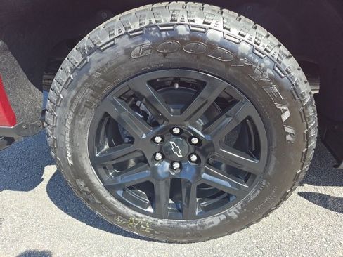 New 2025 Chevrolet Silverado 1500 RST w/ Dark Appearance Package image 7