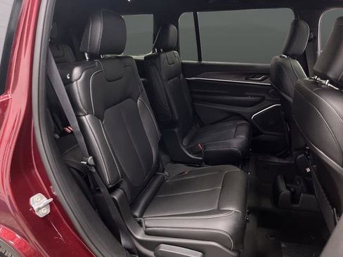 New 2026 Jeep Grand Cherokee L Limited image 32