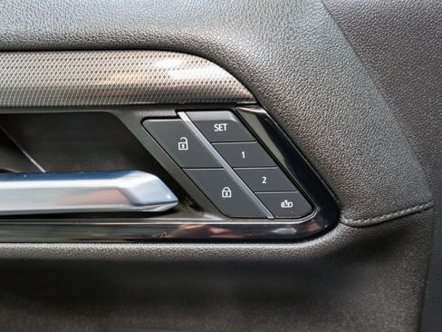 Used 2024 GMC Sierra 2500 AT4 w/ AT4 Premium Plus Package image 14