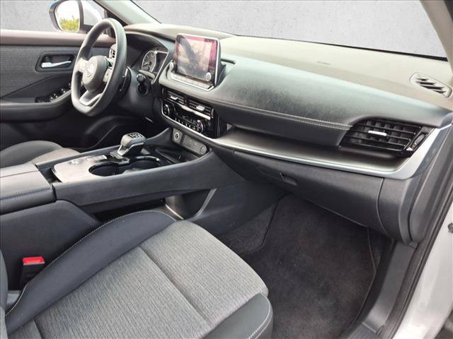 Used 2022 Nissan Rogue SV FWD image 28