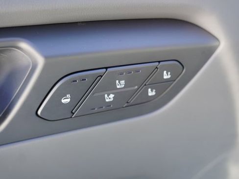 Used 2026 Kia EV9 Wind image 23