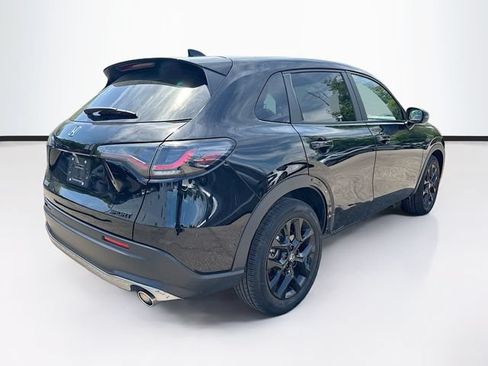 Certified 2025 Honda HR-V Sport image 9