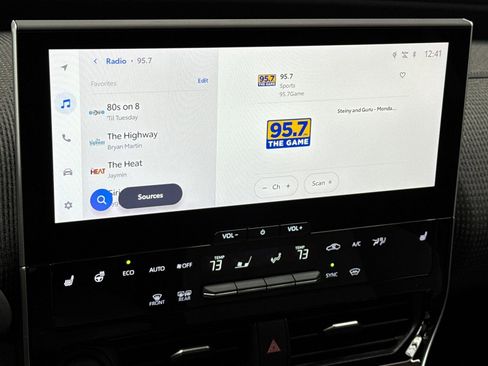 Used 2024 Subaru Solterra Limited image 25