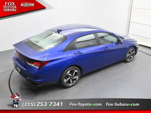 Used 2023 Hyundai Elantra SEL w/ Convenience Package FWD image 27