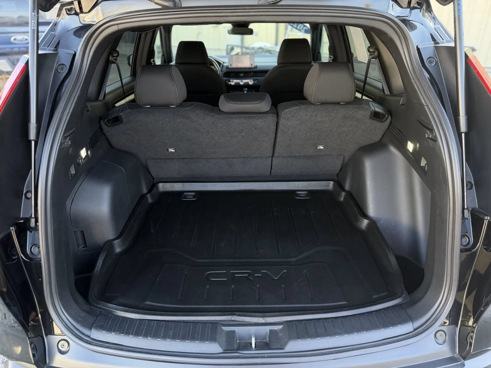 Used 2025 Honda CR-V Sport image 16