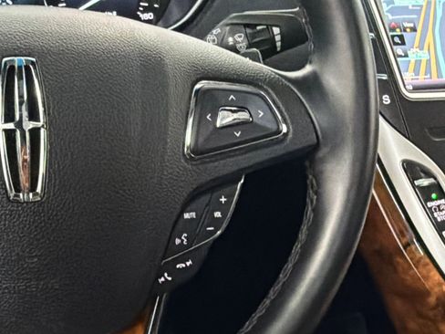 Used 2016 Lincoln MKX Reserve w/ Technology Package AWD/4WD image 20