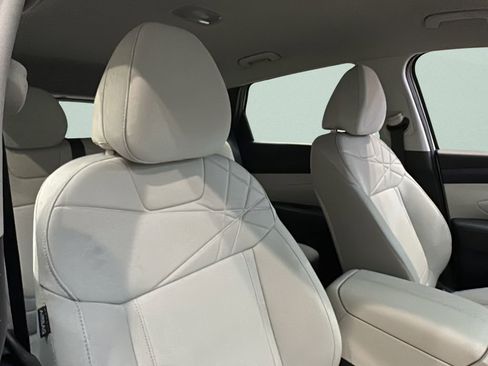 New 2026 Hyundai Tucson SE image 25