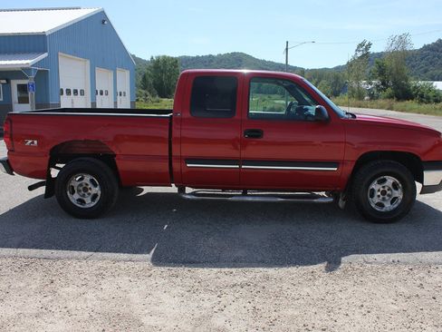 Used 2003 Chevrolet Silverado 1500 LS w/ Off-Road Package AWD/4WD image 4