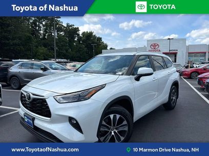 Used 2023 Toyota Highlander XLE