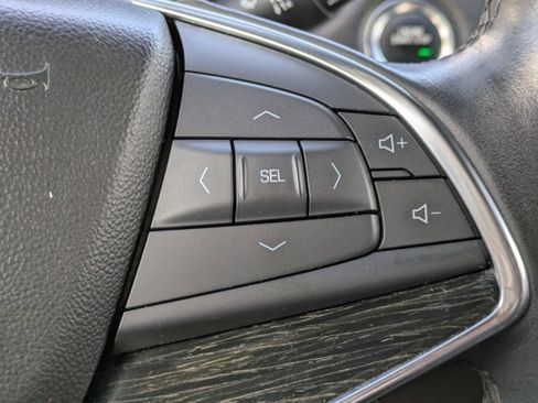 Used 2020 Cadillac XT5 Premium Luxury image 33