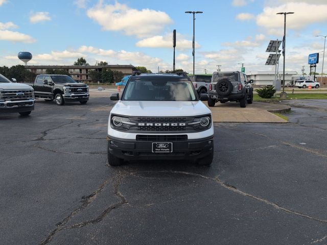 Used 2023 Ford Bronco Sport Badlands AWD/4WD image 2