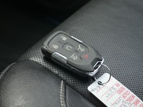 Used 2015 GMC Yukon SLT AWD/4WD image 35