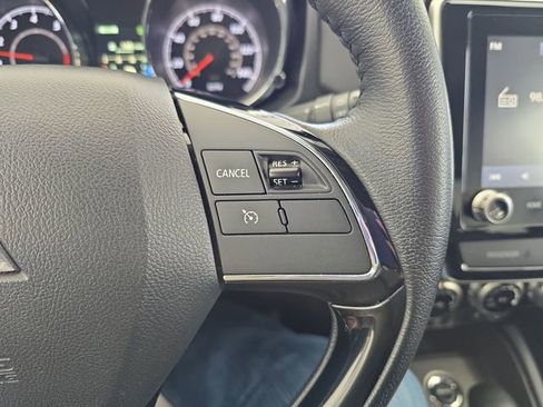 Used 2024 Mitsubishi Outlander Sport SE image 18