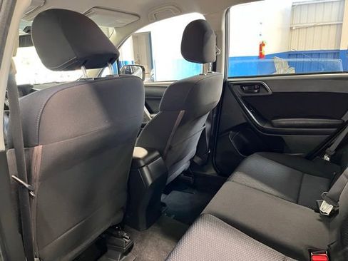 Used 2016 Subaru Forester 2.5i AWD/4WD image 17