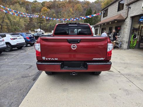 Used 2019 Nissan Titan PRO-4X image 7