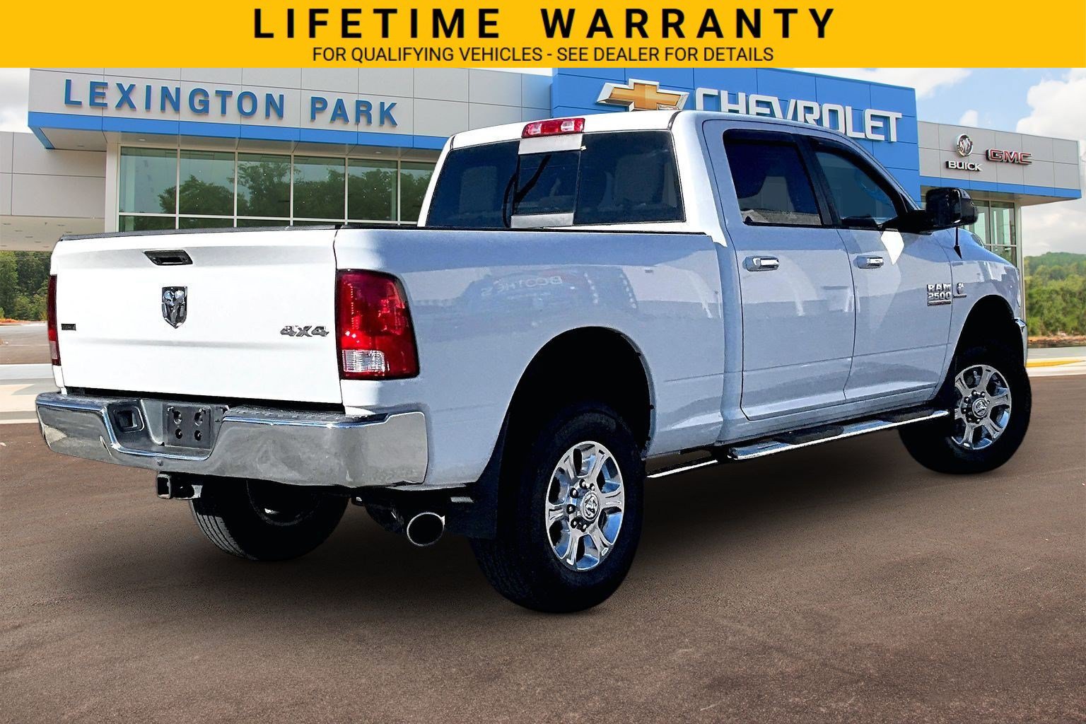 Used 2015 RAM 2500 SLT AWD/4WD image 13