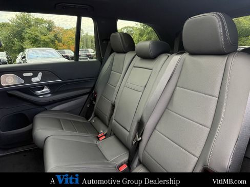 New 2026 Mercedes-Benz GLS 450 4MATIC image 15