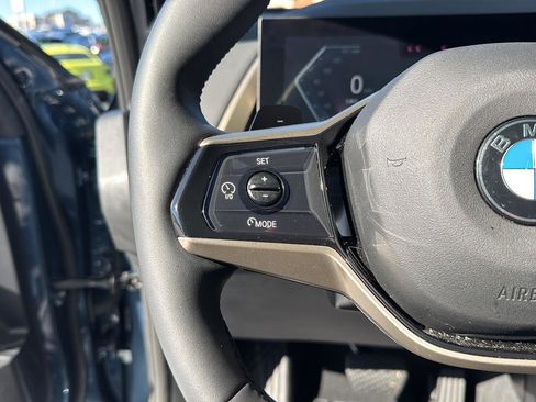 Certified 2025 BMW X3 xDrive30i w/ Premium Package image 18