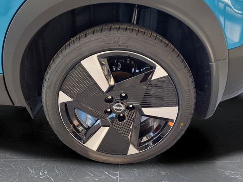 New 2026 Nissan Kicks SR AWD/4WD image 3