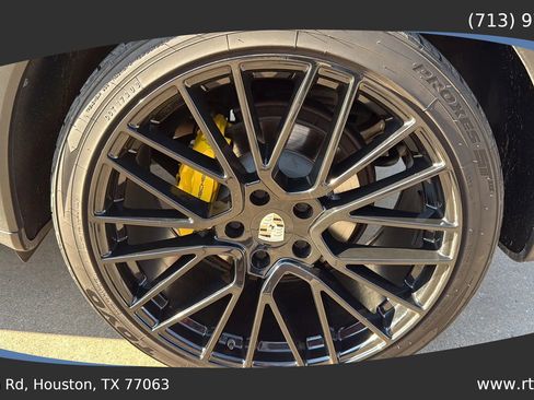 Used 2011 Porsche Cayenne S image 15