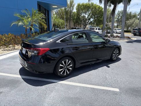 Certified 2024 Honda Civic EX image 8